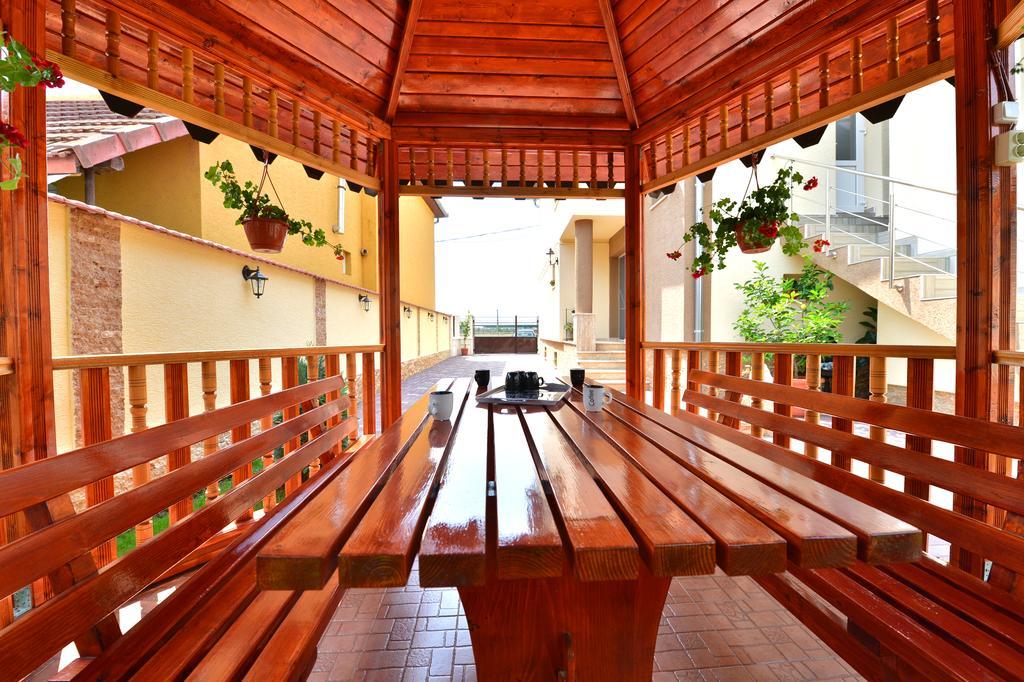 Hotel Casa Vio Haţeg Zewnętrze zdjęcie